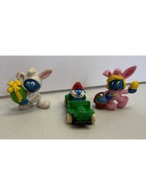 Easter Smurfs Bunny Suit Smurfette & Smurf Figure w/Egg VINTAGE 1982 Papa in Car